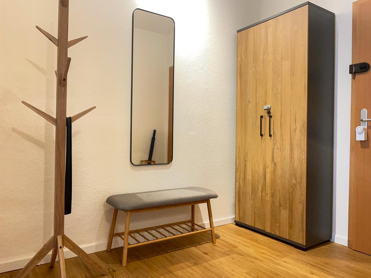 *City, Naehe Hbf, Kingsizebetten, Fitnessecke* Дуйсбург Экстерьер фото