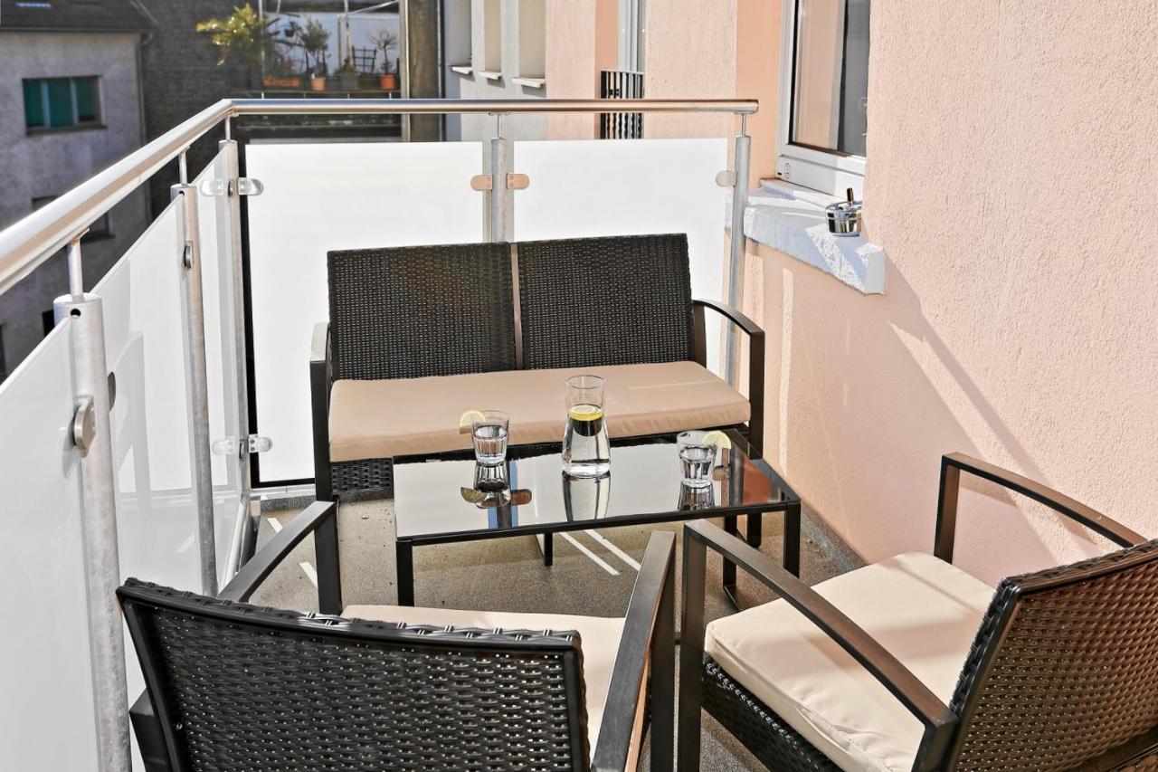 *City, Naehe Hbf, Kingsizebetten, Fitnessecke* Дуйсбург Экстерьер фото