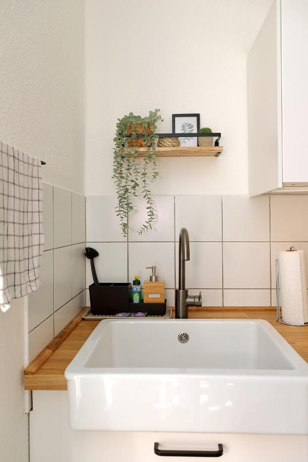 *City, Naehe Hbf, Kingsizebetten, Fitnessecke* Дуйсбург Экстерьер фото